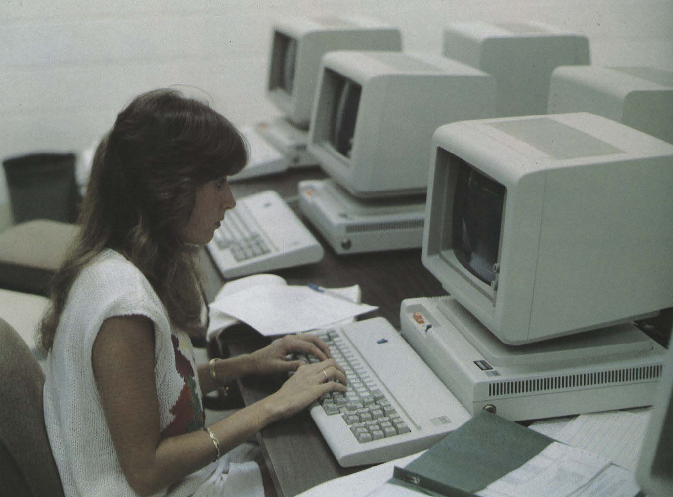 1987 Martin Hall computer lab